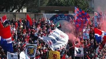 Addio al gemellaggio col Pisa e ora i cosentini sono amici