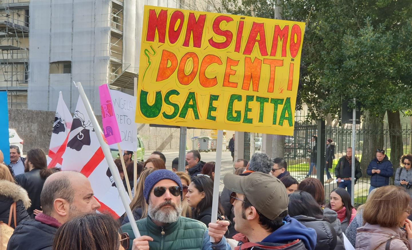 La rabbia dei precari della scuola 