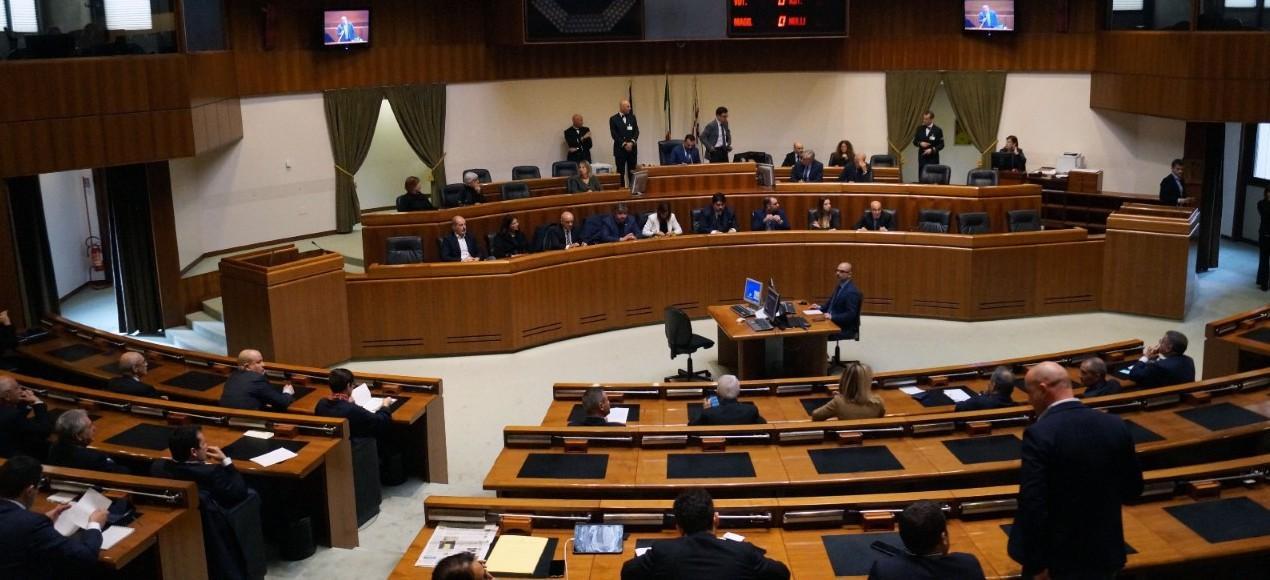 Regione, i redditi dei consiglieri: Sechi è il più ricco 