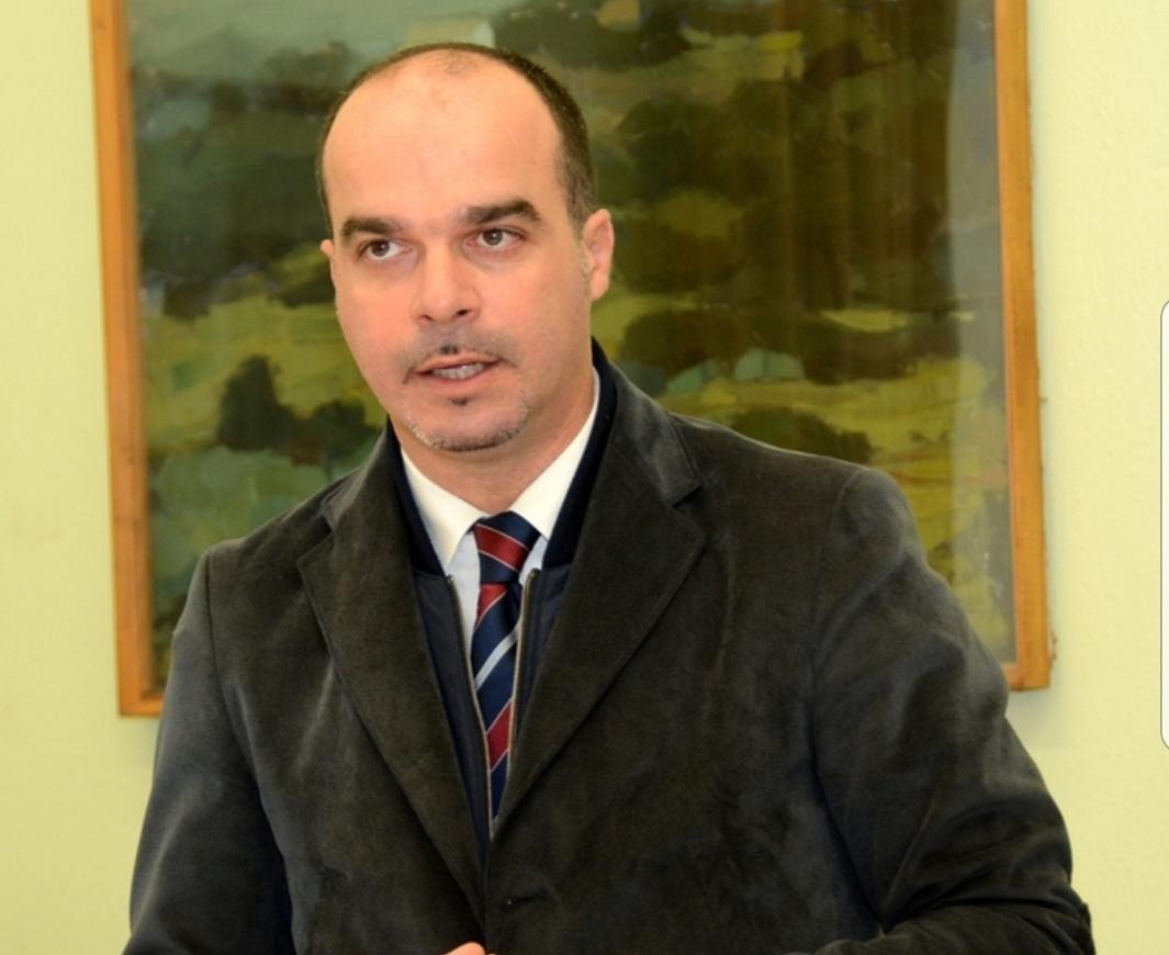 Bacciu: «Nessuna sentenza contro la proroga» 
