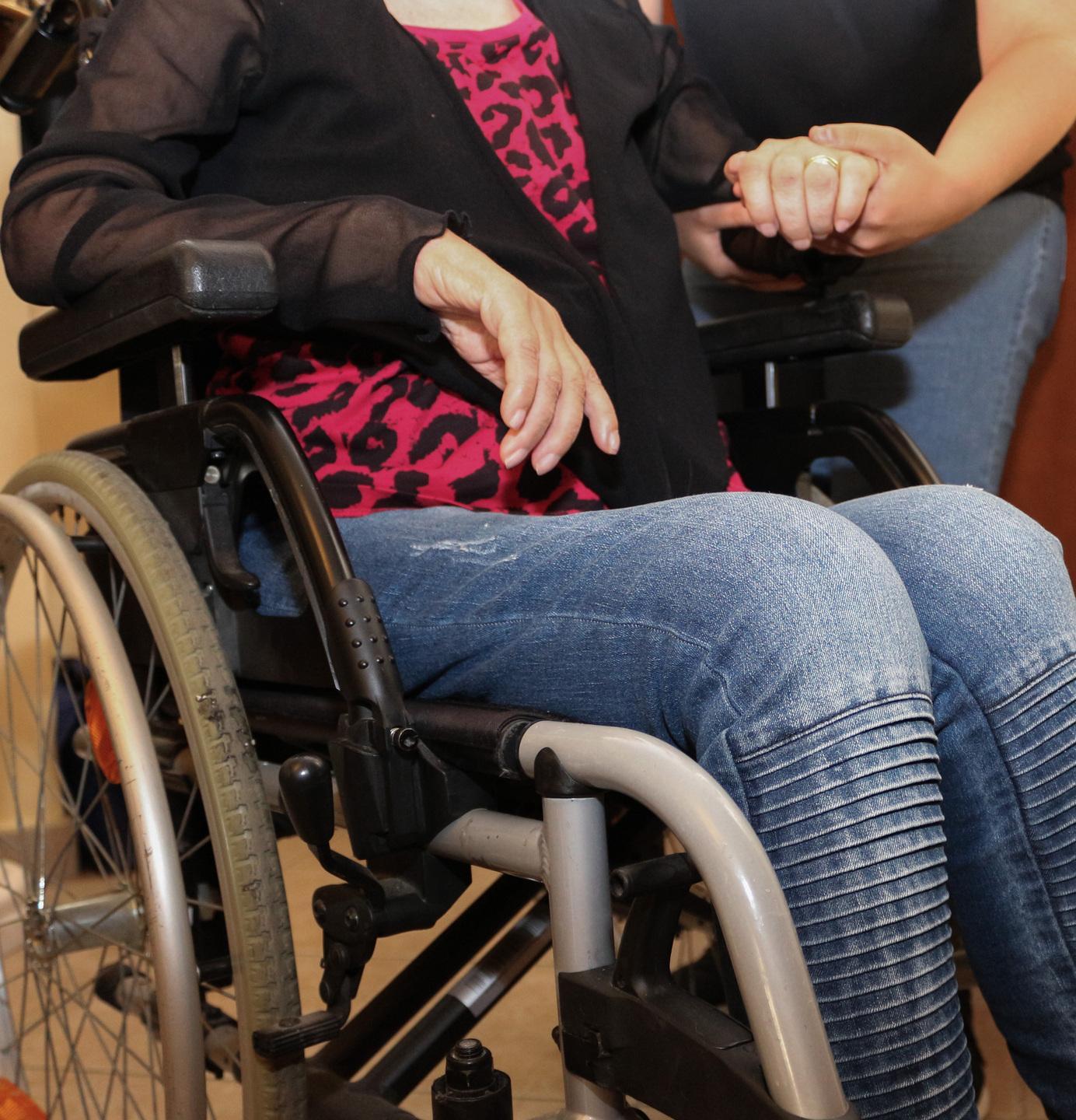 Famiglie disperate a Olbia per i tagli al progetto “Ritornare a casa” 