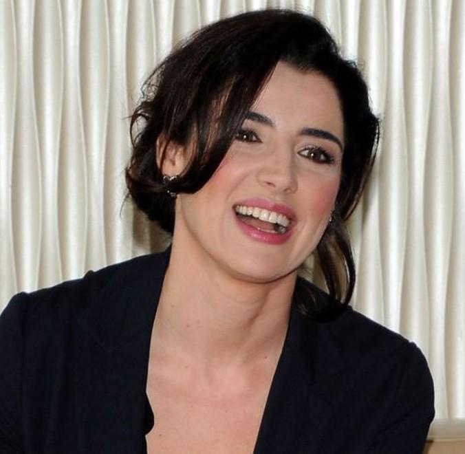 Luisa e i tormenti di una donna innamorata. «Dopo il teatro sarò una commissaria in tv» 