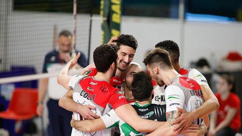 Lupi, grande rimonta e quarta vittoria di fila
