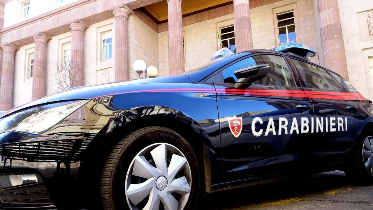 Sassari, insulta i carabinieri: «Avete il coronavirus»
