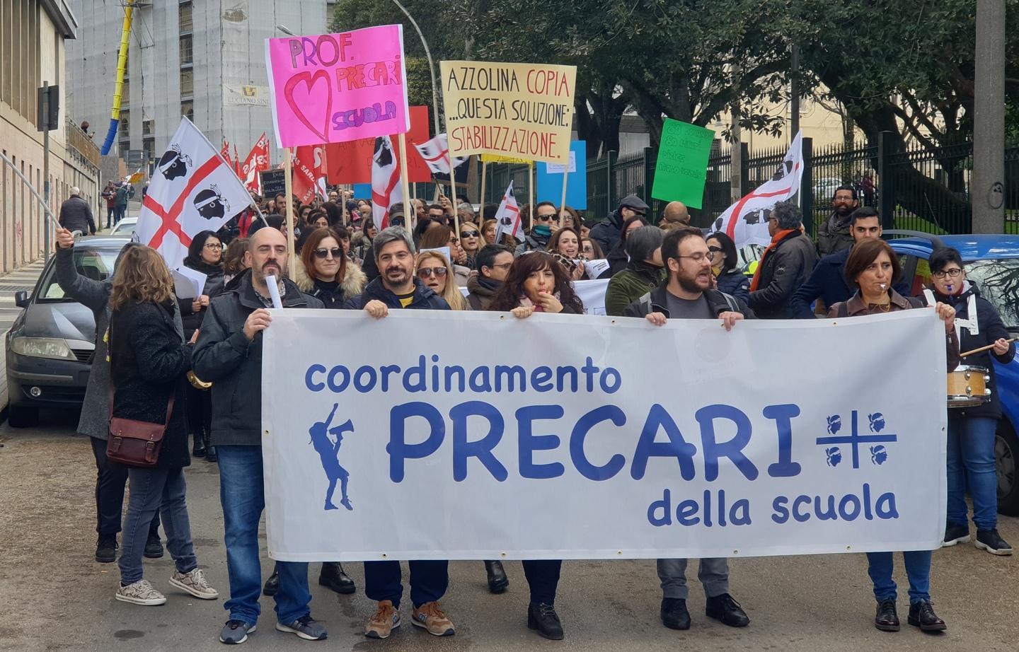 Insegnante sassarese precario batte il Ministero: «Contratti abusivi» 