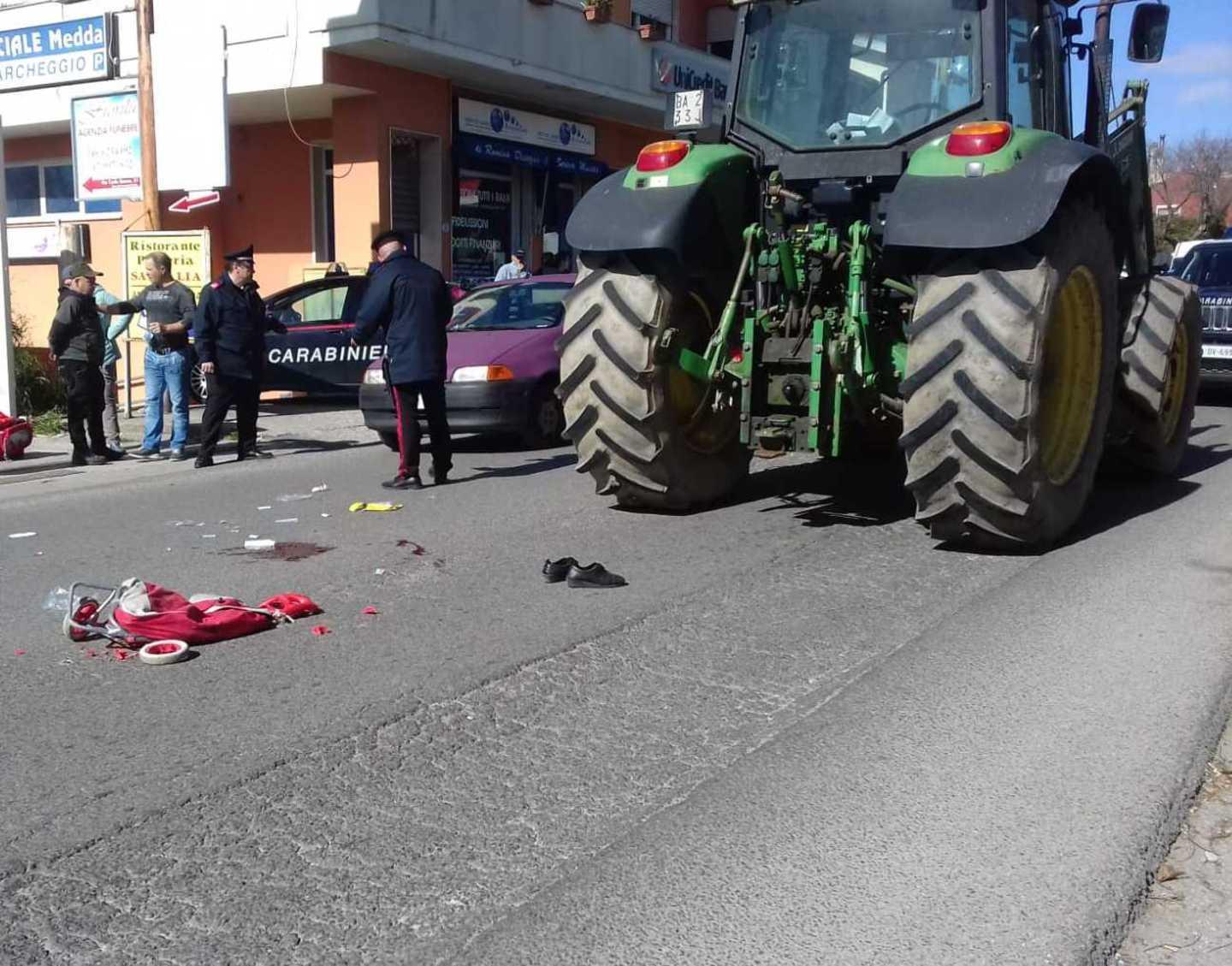 Donna di 82 anni muore investita da un trattore 
