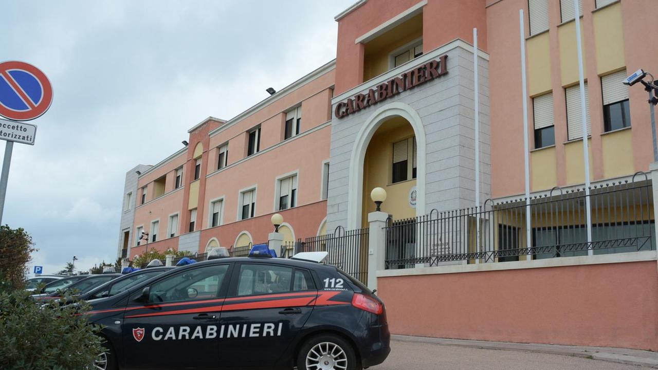 Giovane ruba un fuoristrada: arrestato dopo una breve fuga