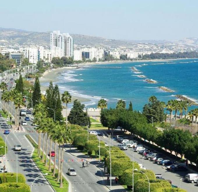 Amministratori “in missione” A marzo il volo per Limassol