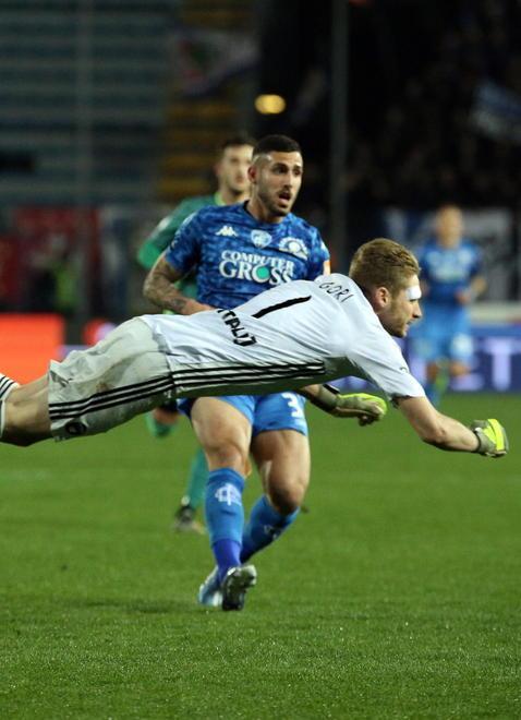 Arcigno e reattivo: Gucher costruisce dal basso con qualità. Il gol di Masucci è un’autentica magia 