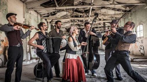 Modena, con la Barcelona Gispy Balkan la cultura musicale è senza confini