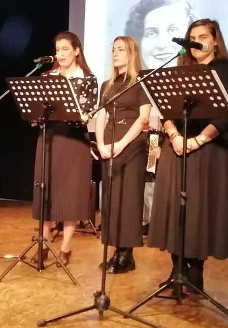 Applausi alle eroiche donne di Bondeno L’assalto al municipio rivive sulla scena 