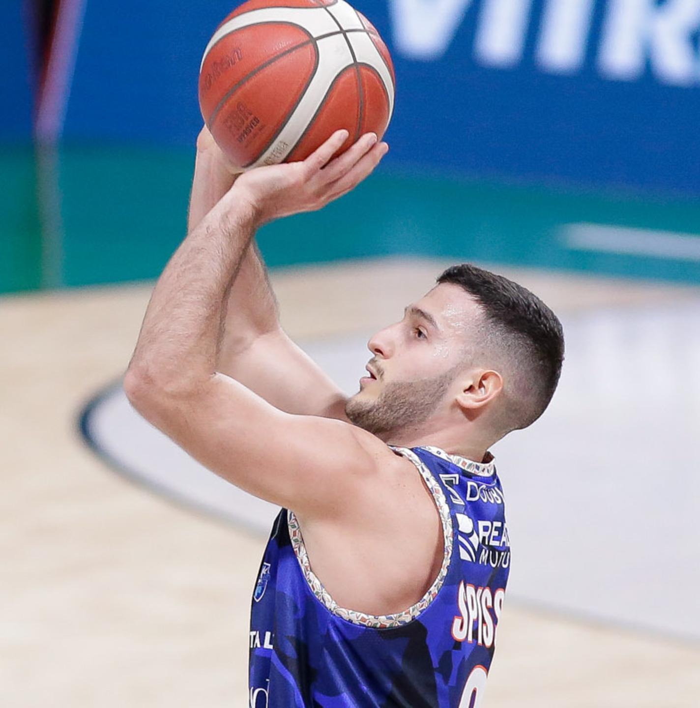 Il primo giorno azzurro di Spissu e Vitali è nel nome di Kobe