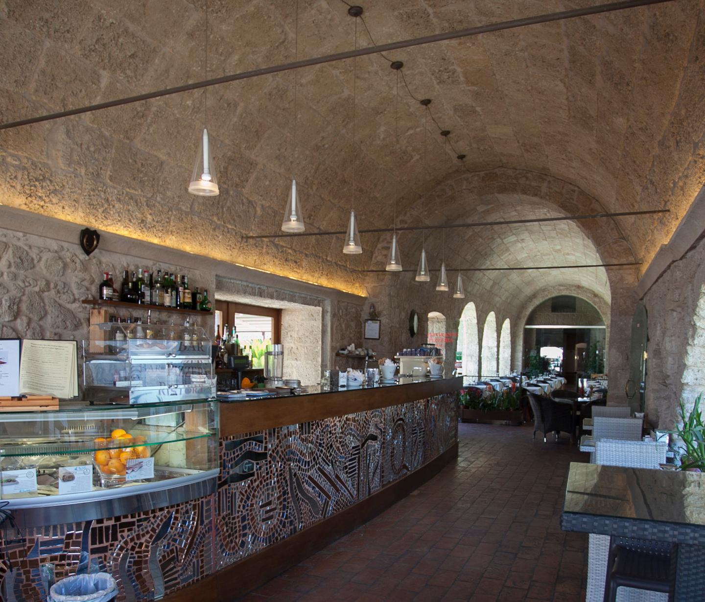 Studenti a lezione dai ristoratori 