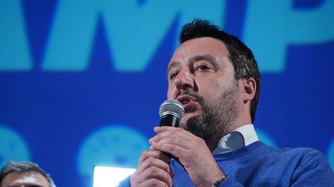 Governo: Salvini, è fermo da mesi