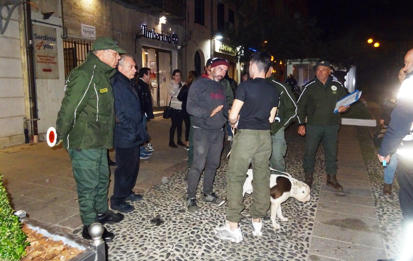 Sassari, pitbull vaganti aggrediscono due persone 