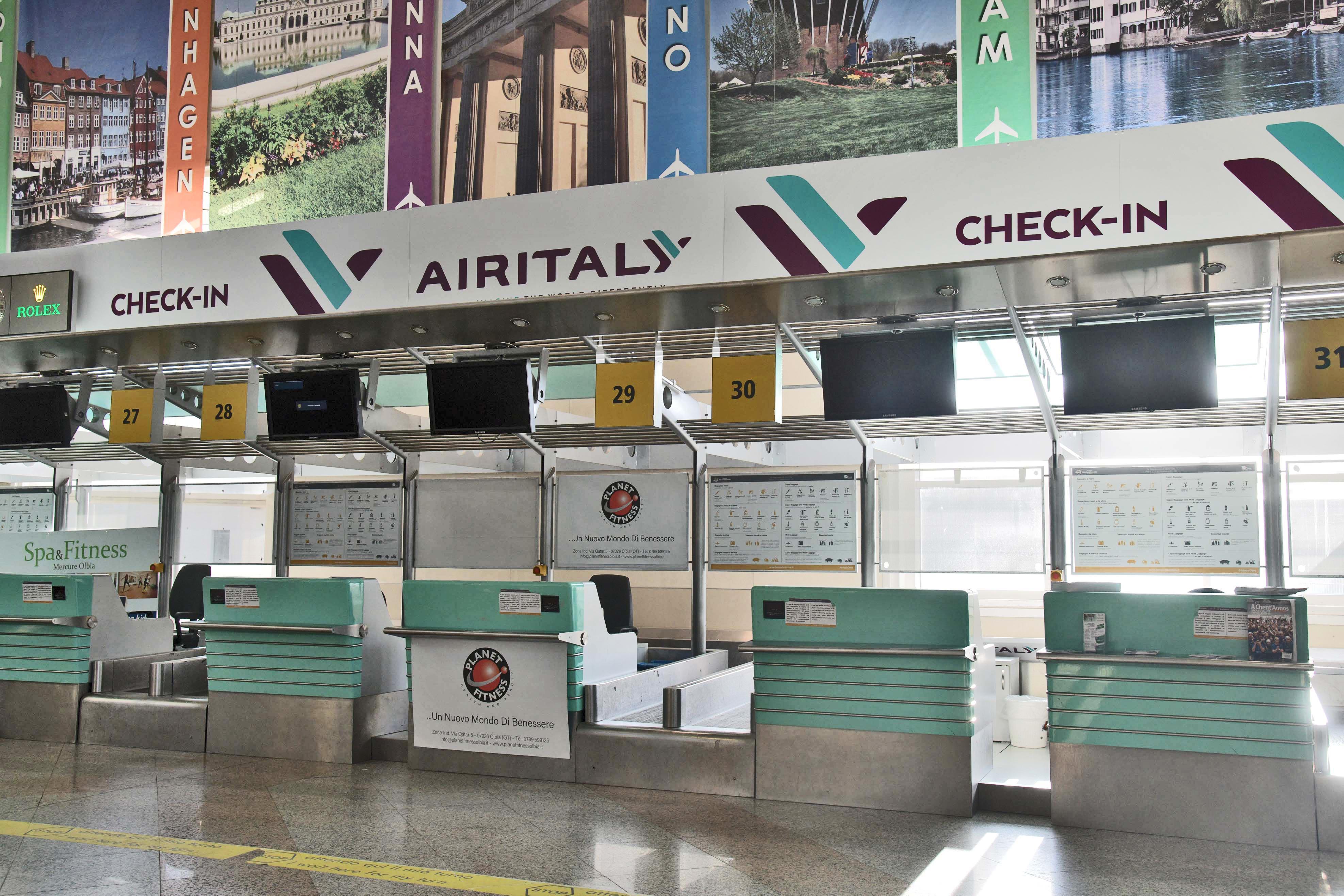 Air Italy riapre le prenotazioni fino al 16 aprile: "Intervenga l'Enac"