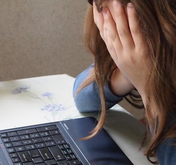 Incontro tra avvocati e studenti per difendersi dai “cyberbulli” 