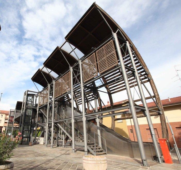 Il sovrappasso di Villa Cella sarà “rivestito” con tessuti