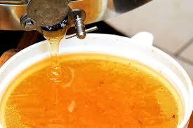 Dolce quanto basta e buono, lasciamoci tentare dal miele 