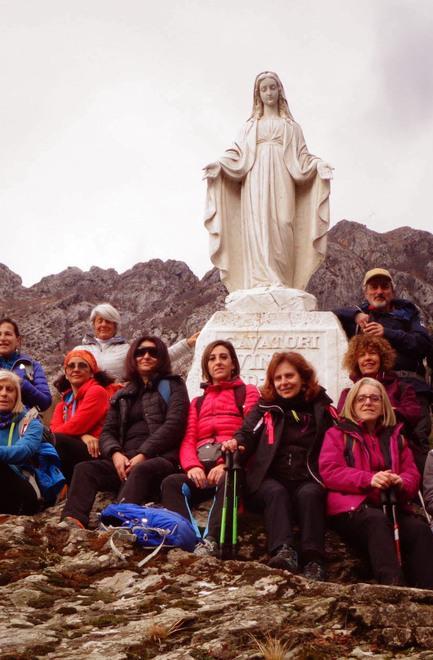 Allo scoperta di Vinca con Mangia Trekking Borgo affascinante simbolo delle Apuane 