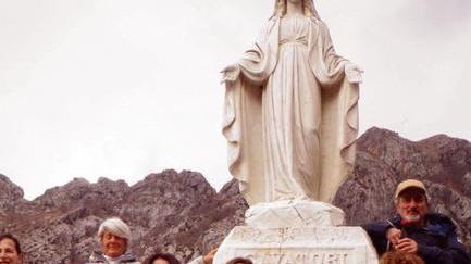 Allo scoperta di Vinca con Mangia Trekking Borgo affascinante simbolo delle Apuane
