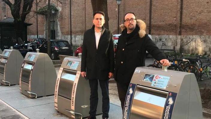 Nuovi cassonetti interrati posizionati in via San Martino