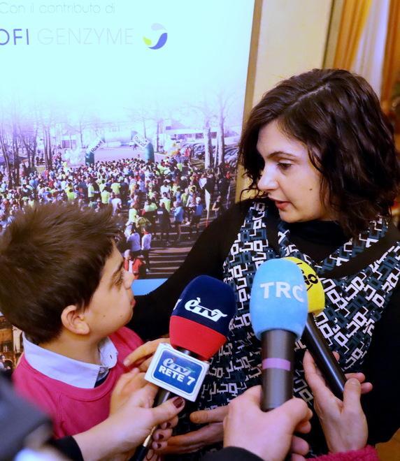 «Sono la mamma di un campione: venite alla corsa»
