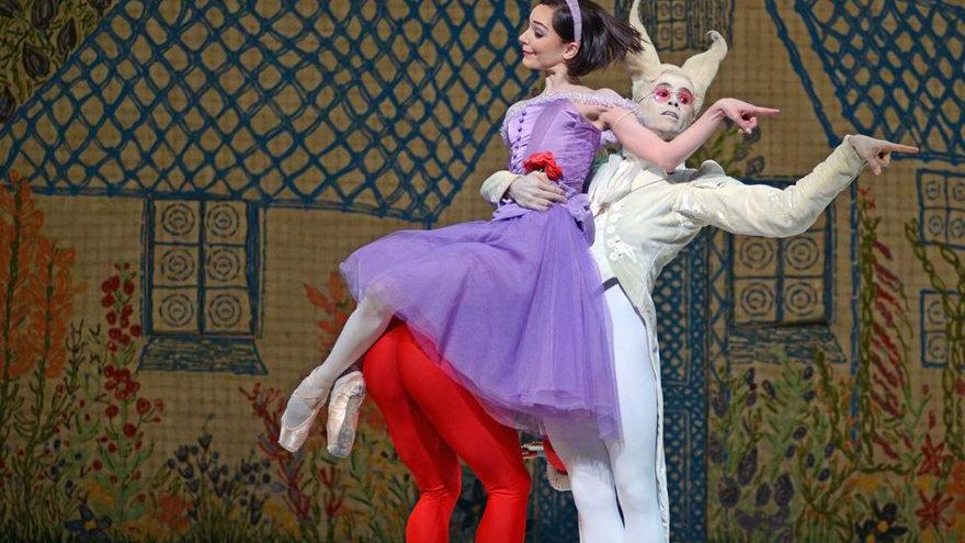 Pizzica, tarantella, hip hop e Alice in Wonderland il ritmo contagia la Toscana