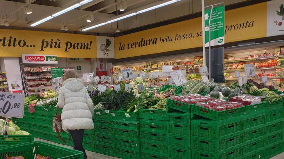 Pam chiude, diktat del Comune: il supermercato deve rimanere 