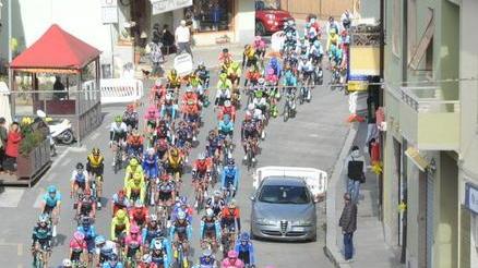 Tirreno-Adriatico Arrivano i ciclisti, 93mila euro per rifare l’asfalto