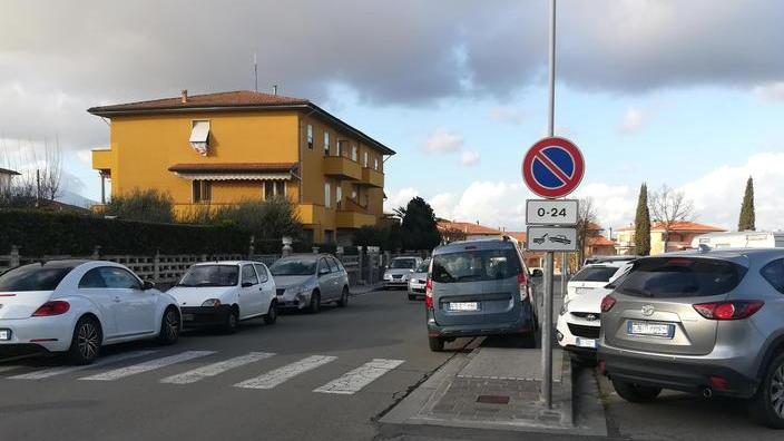Il sindaco: «Inoltro le proteste alla polizia municipale»