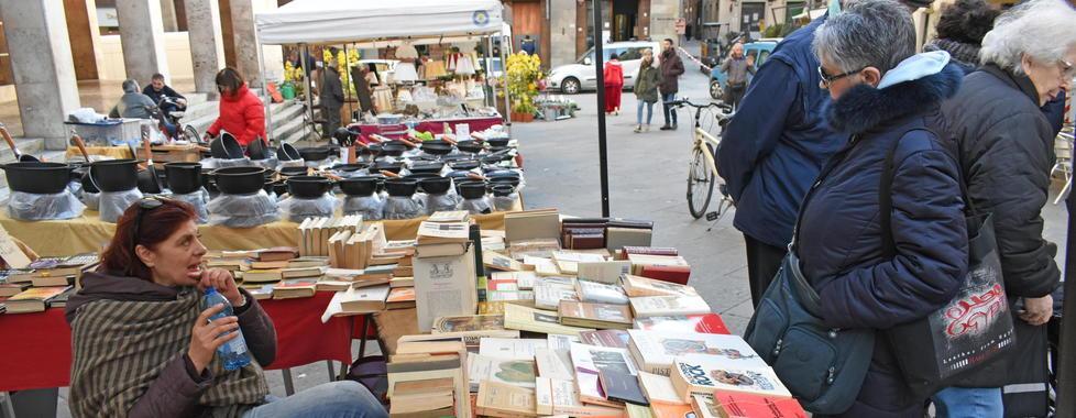 È tornato il mercatino in via Roma e dintorni