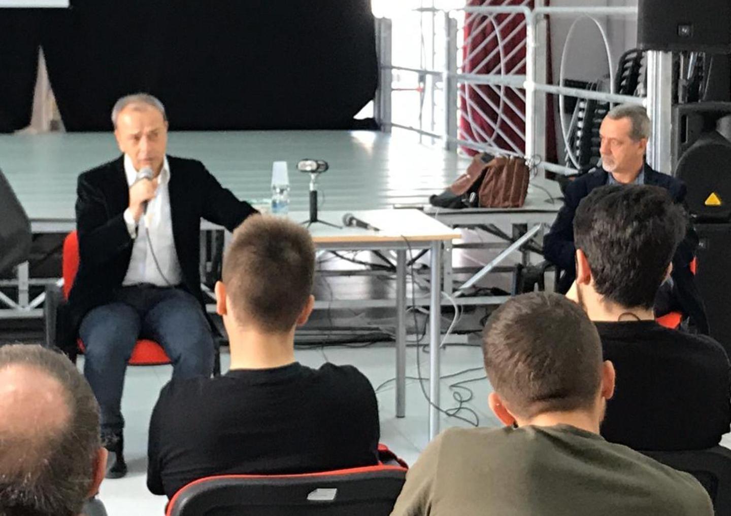 Legalità, il procuratore al liceo Azuni 