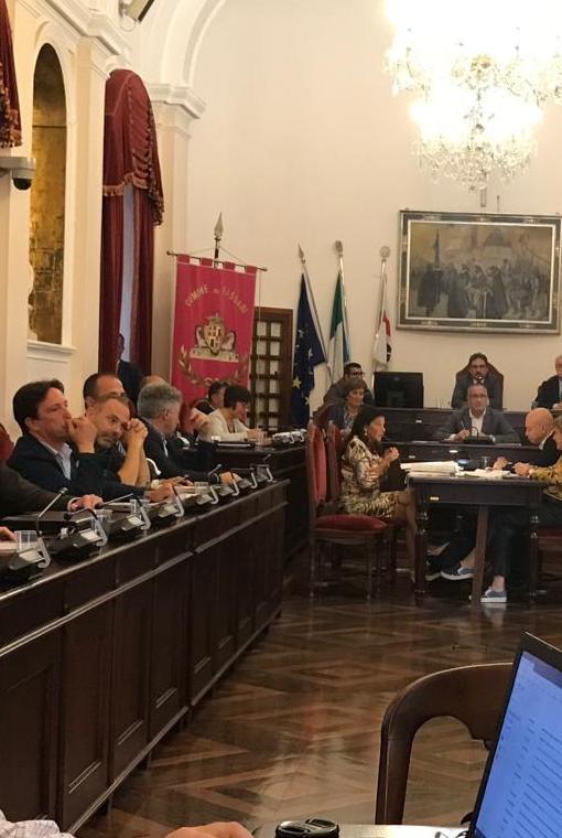 Tavoli e dehors in Ztl passa l’eliminazione degli sgravi del 70% 