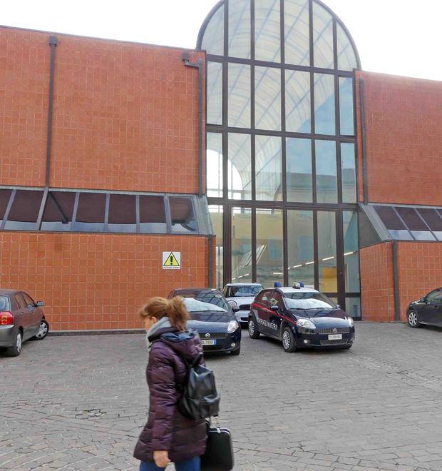 Ferrara, cadde in clinica e morì. Medico a processo per mancata vigilanza 