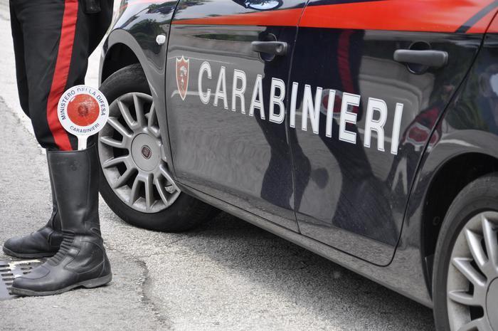 Doppio assalto nella notte: fatti esplodere due bancomat