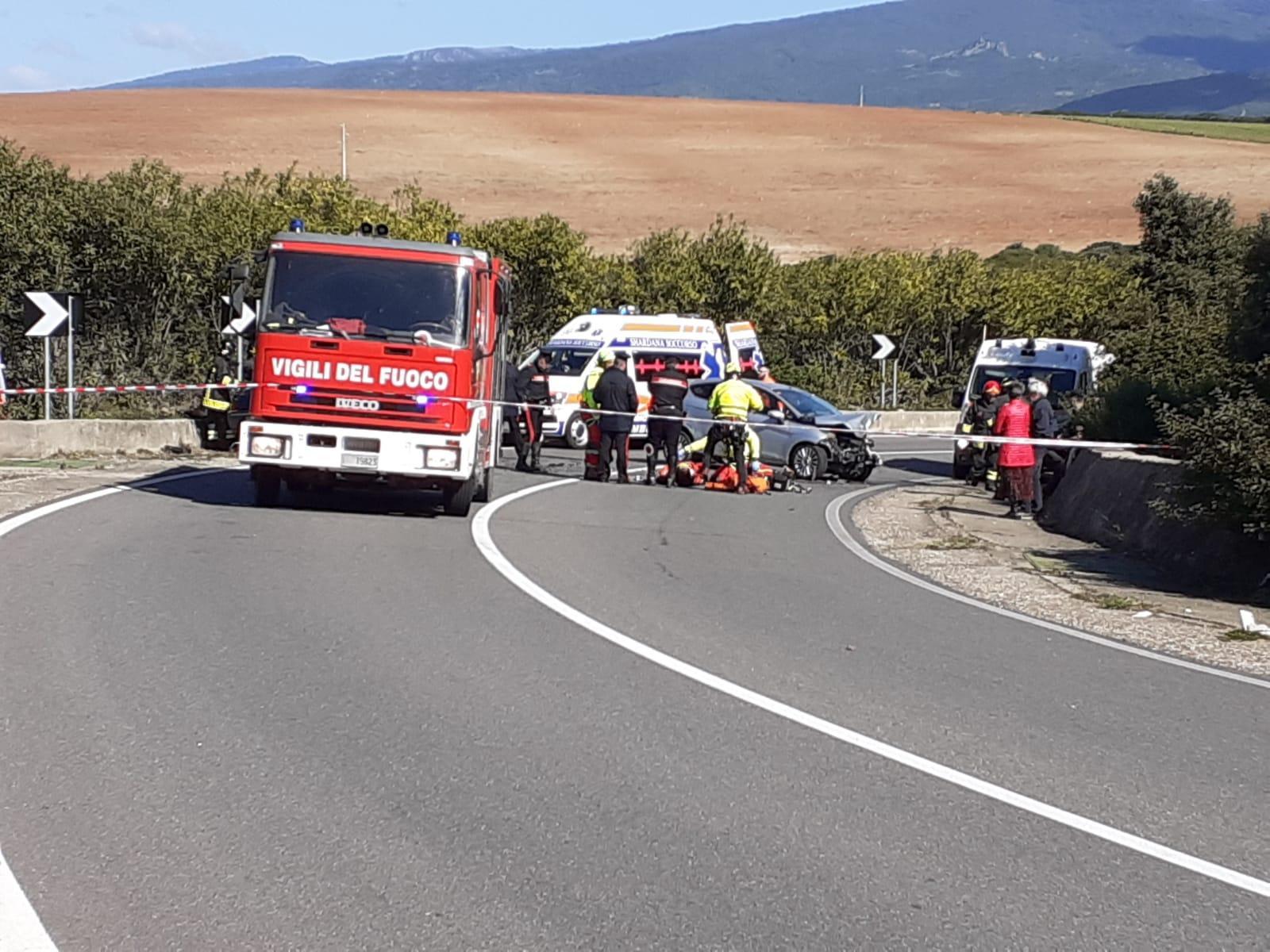 Tragedia a Cuglieri, un uomo muore nello scontro fra due auto 
