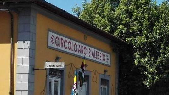 Rapina al circolo Arci portato via l’incasso