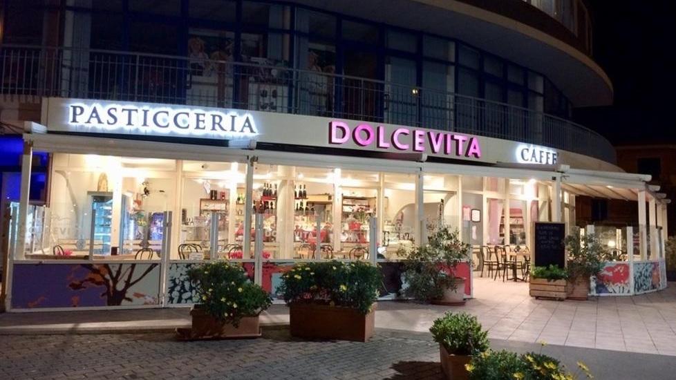 La pasticceria Dolce Vita non chiude l’attività: cambia la ragione sociale