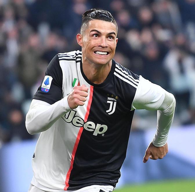 Cristiano Ronaldo, 1.000 partite e non sentirle 