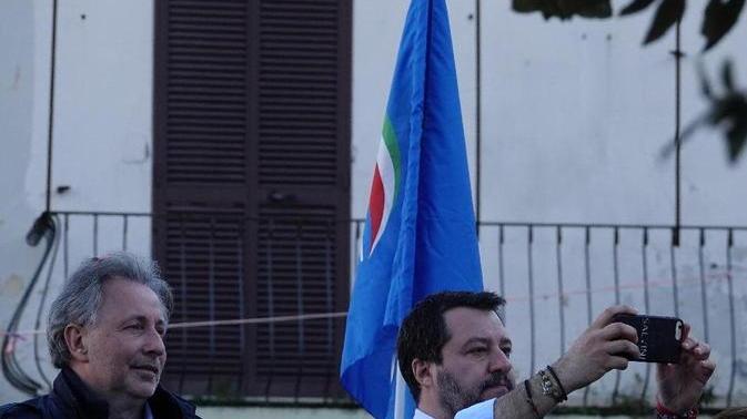 Salvini in Cittadella, contestazione in maschera ma senza incidenti