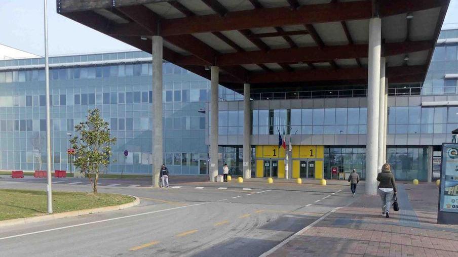 Camere d’isolamento già nei Ps I più gravi direttamente a Cona