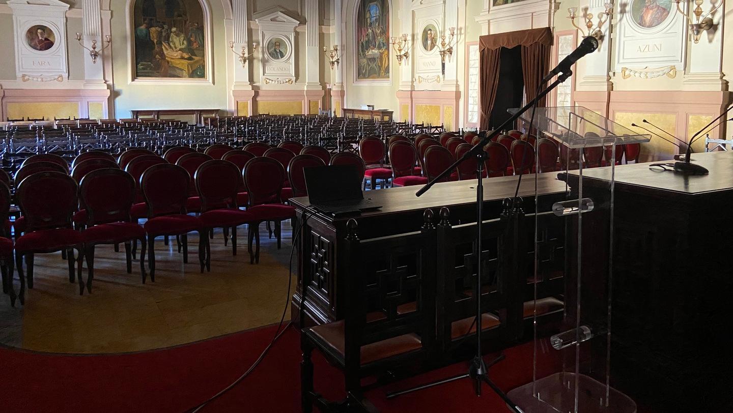 Controlli e strade chiuse per l’arrivo di Mattarella 