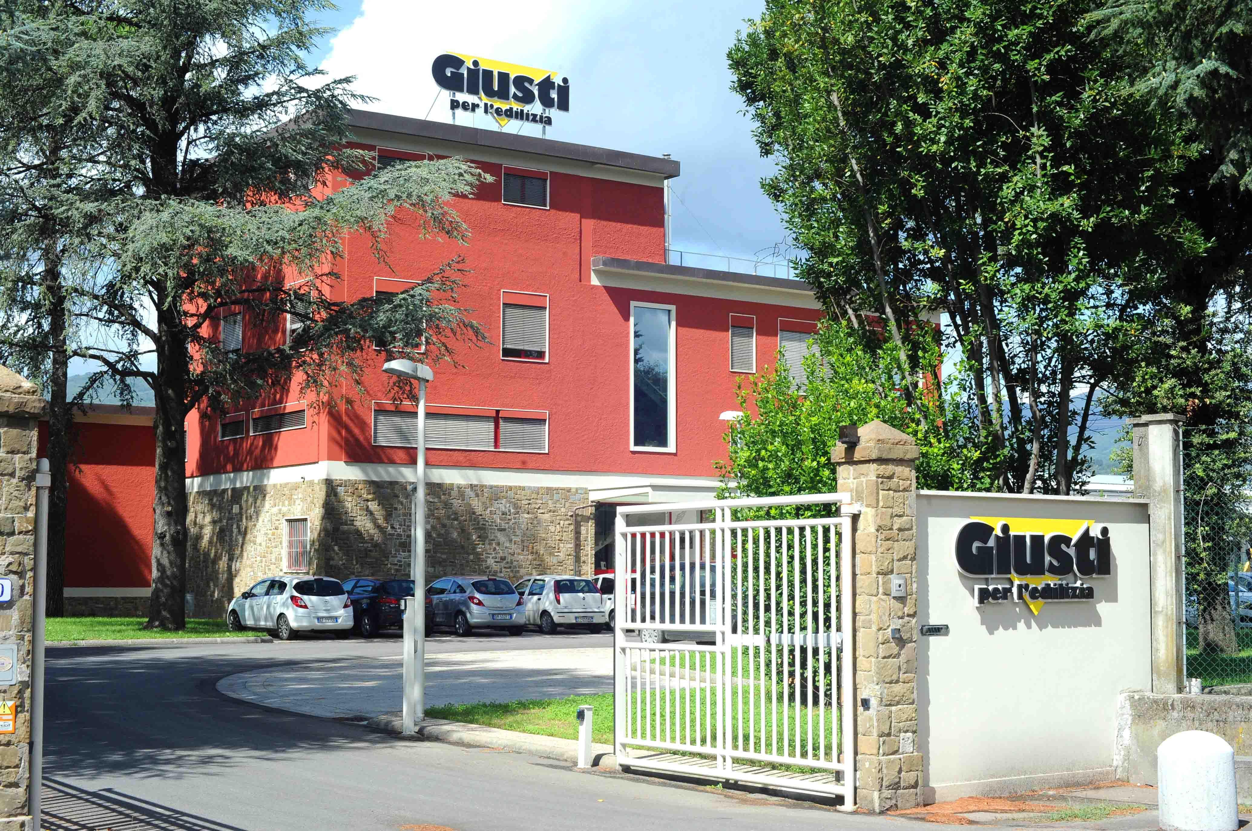La sede della Giusti per l’edilizia in via Gora e Barbatole