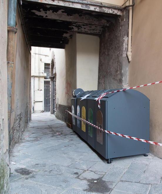 Rifiuti: installate in centro le prime quattro isole fuori terra 