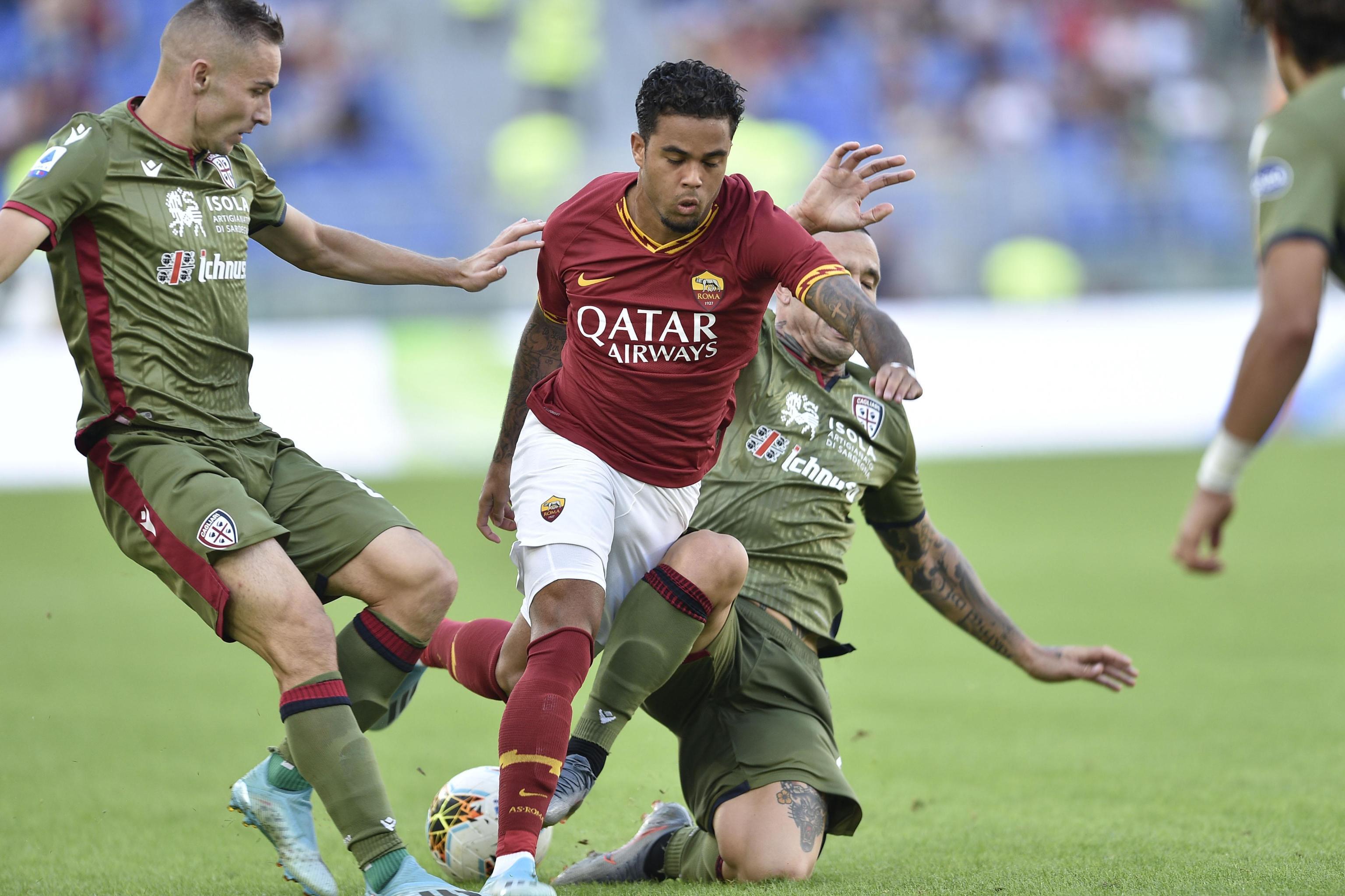 Un'immagine della gara d'andata fra Roma e Cagliari finita 1-1