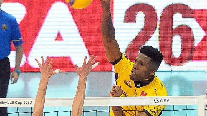 L’Europa chiama subito i gialloblù: domani la partenza per Ajaccio