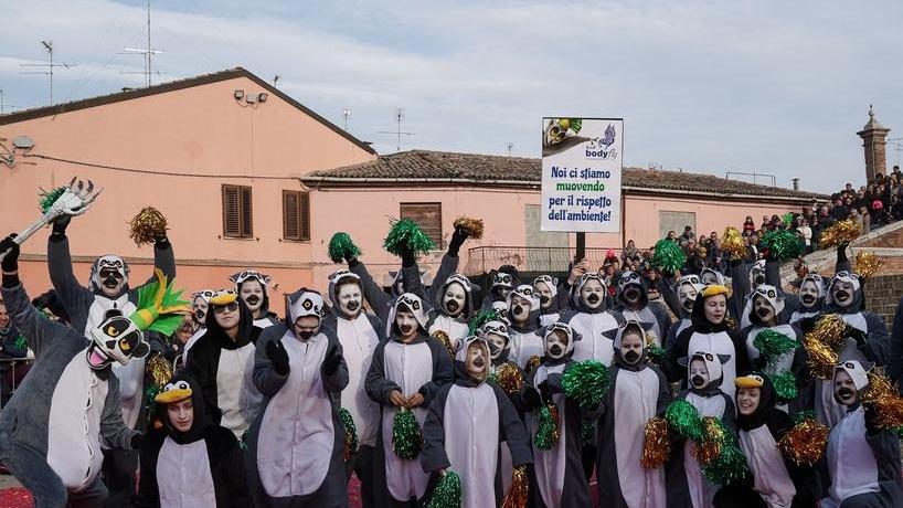 A Comacchio i lemuri battono l’estinzione