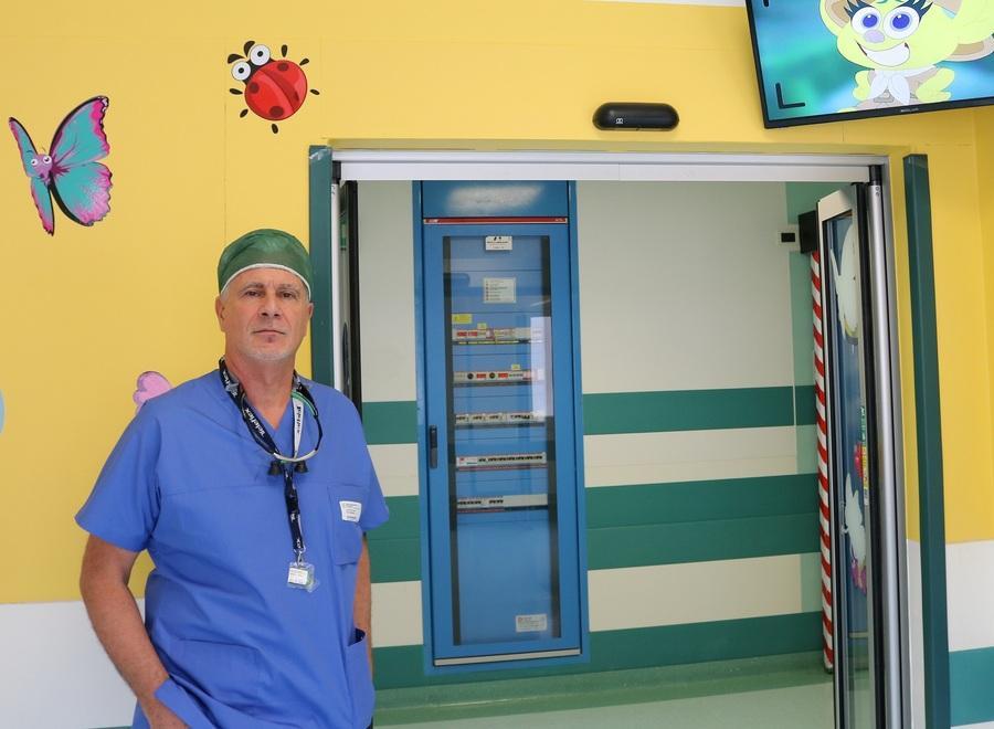 Modena. «E dire che volevo fare l’astrofisico...» Ceccarelli, vita da chirurgo pediatrico