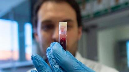 Contagiato di Carpi: «Il nostro collega ha allertato subito il 118 Dieci in quarantena tra famigliari e addetti»